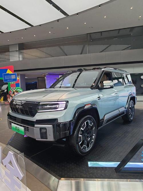 重庆璧山区悦振特企业管理咨询比亚迪方程豹硬派越野的爆款，英菲尼迪35周年与你共成长